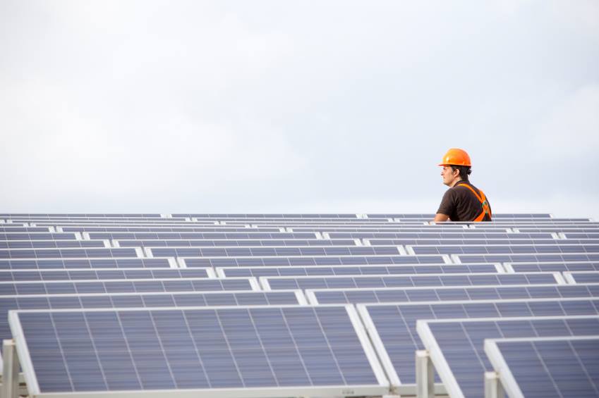 Novos projetos em energia solar podem movimentar R$ 125 bi no Brasil até 2030