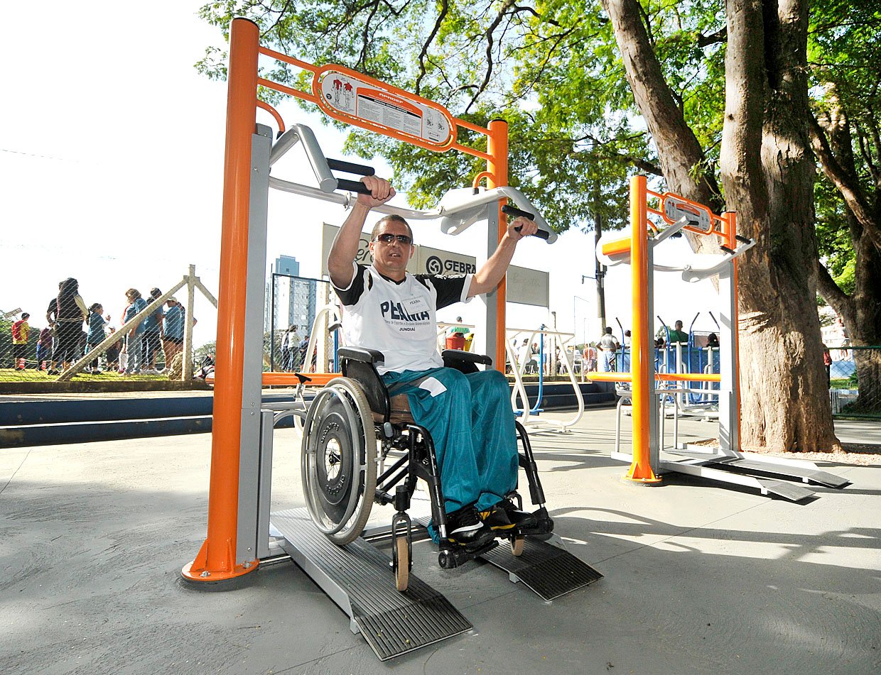 Equipamentos públicos de lazer devem ser adaptados para pessoas com deficiência