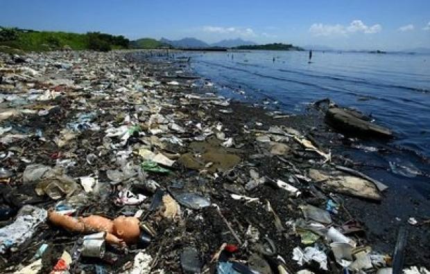 lixo plastico oceanos guanabara