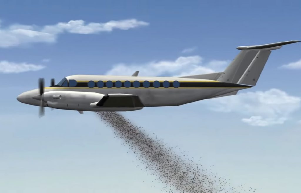 Tailândia usa aviões militares para bombardear sementes e recuperar florestas