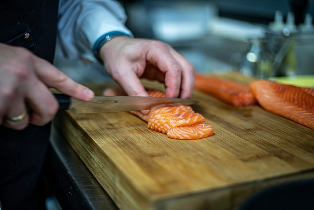 salmão sashimi peixe cru