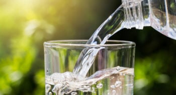 Pesquisadores da USP criam solução barata para descontaminar água