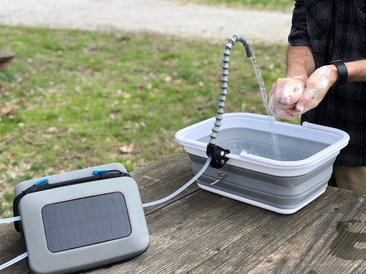 Water power 1. GOSUN go Portable Solar. Полезные гаджеты для кемпинга. GOSUN camp365. Солнечная лейка на солнечной батарее.