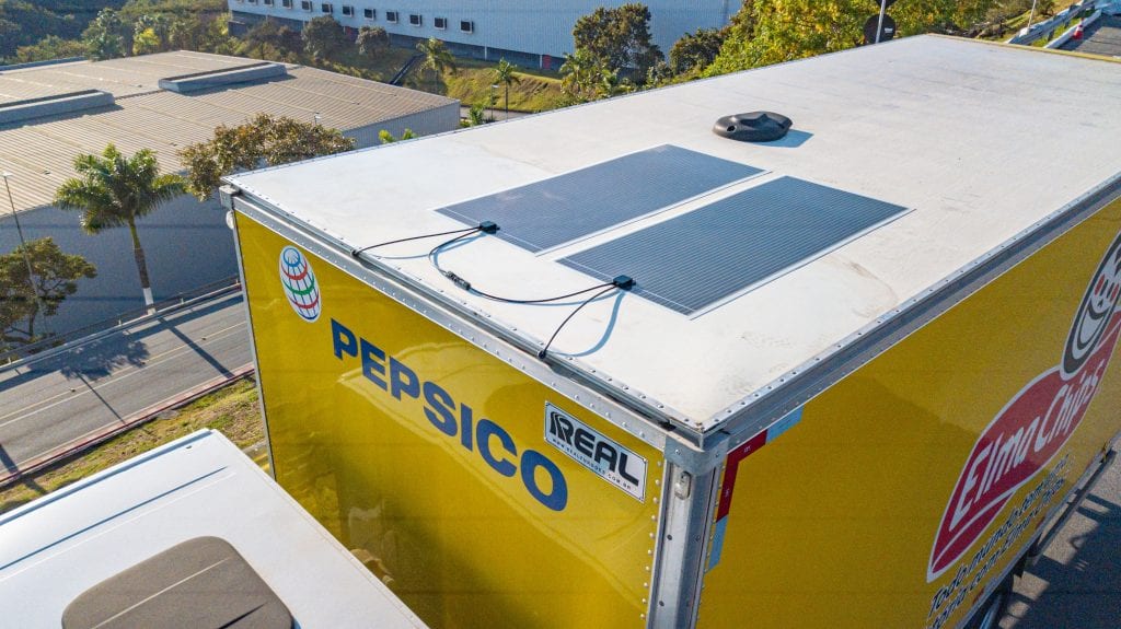 caminhões movidos a energia solar