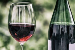 benefícios do vinho tinto