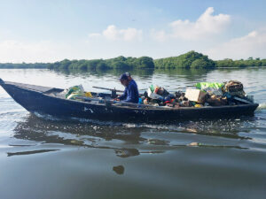 pesca de resíduos na Baía de Guanabara