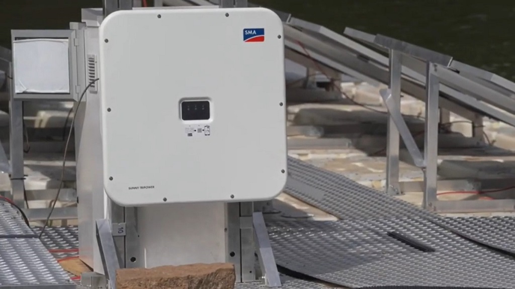 Usina Solar Flutuante