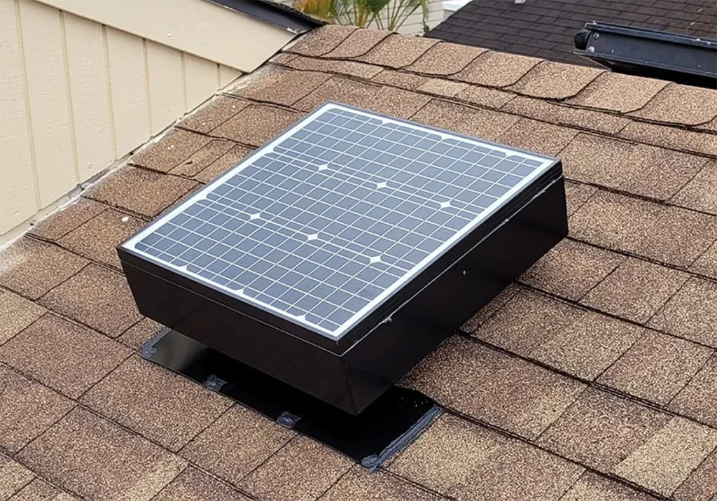 ventilador solar de teto