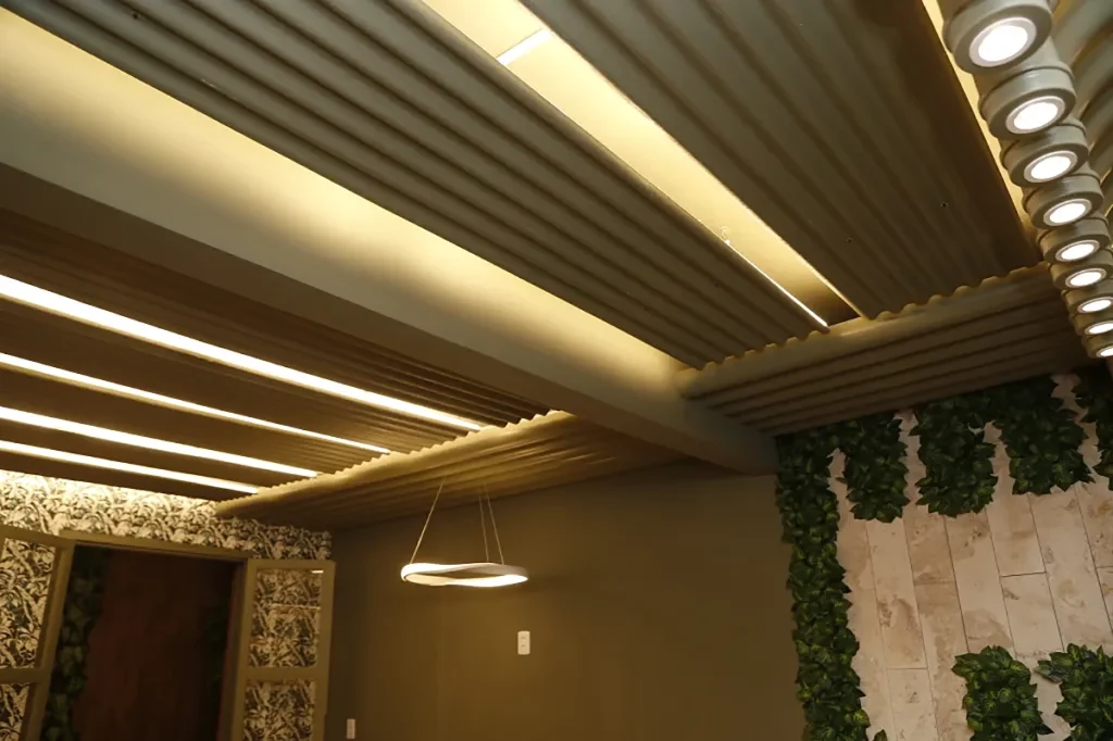 decoração sustentável telhas no teto