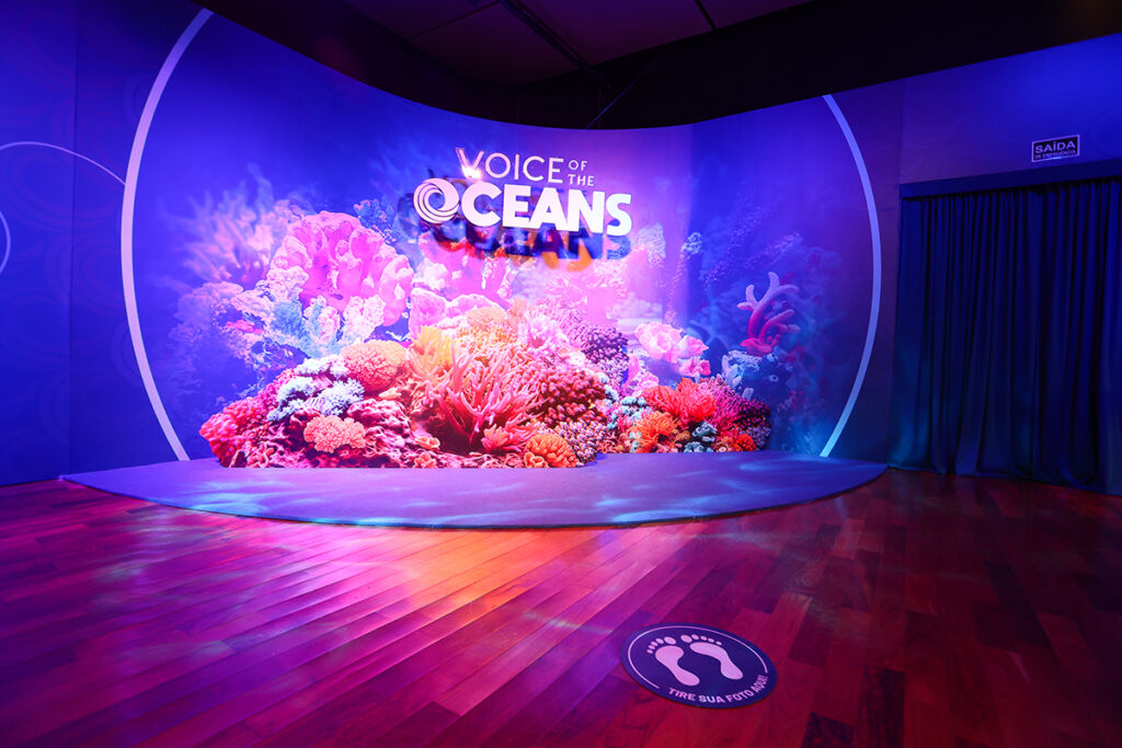 exposição voz dos oceanos Família Schurmann
