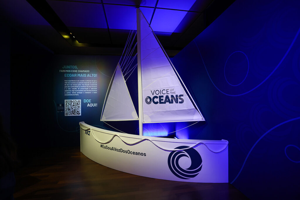 exposição voz dos oceanos Família Schurmann