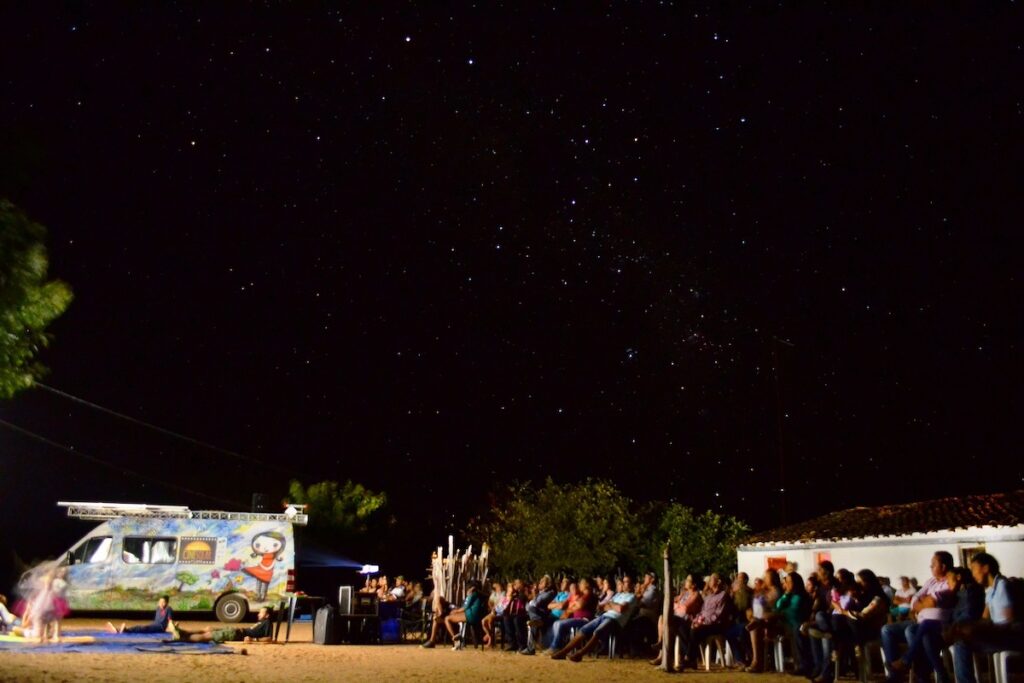 cinemas movidos a energia solar