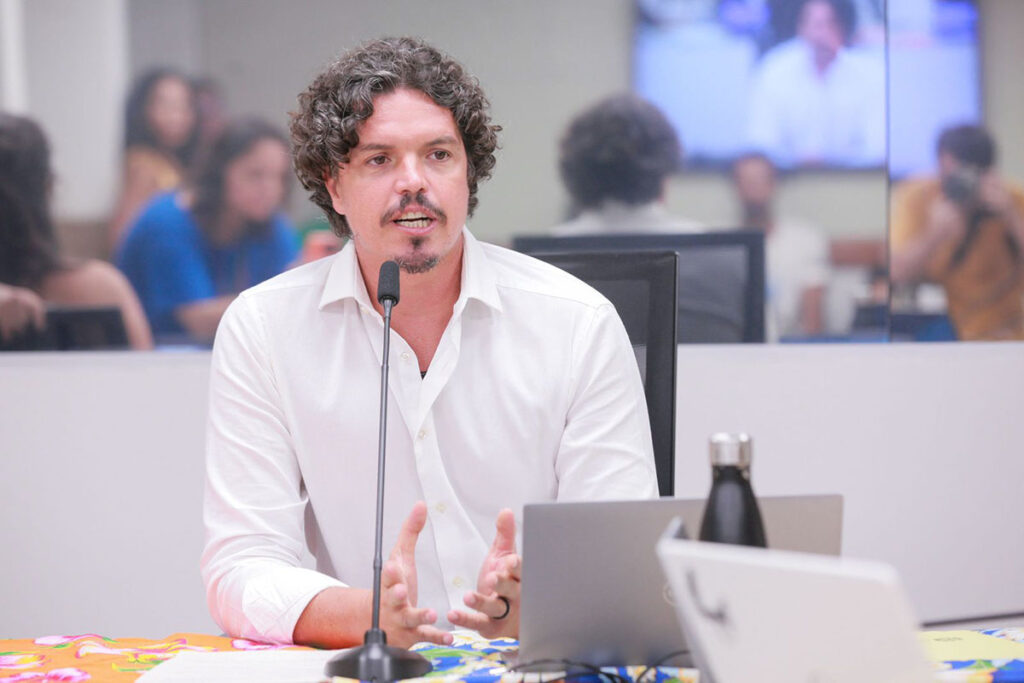 Marquito deputado e ambientalista