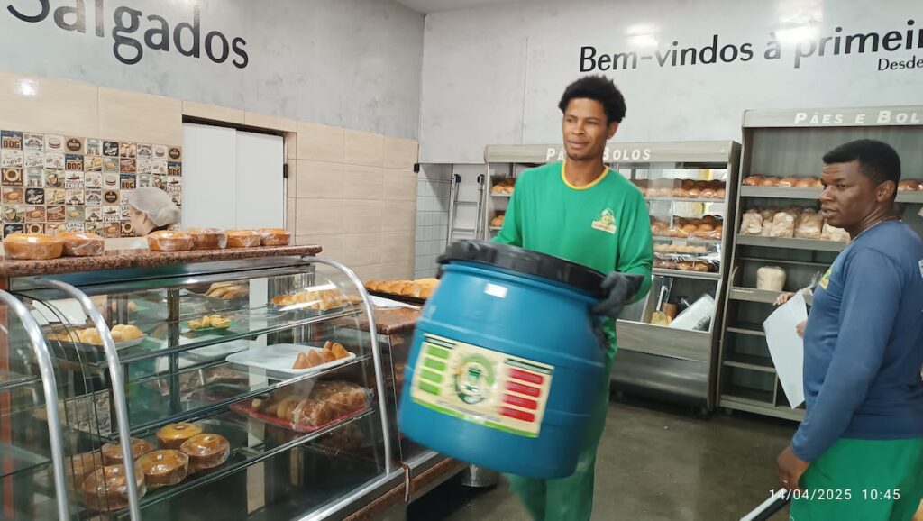 coleta seletiva de lixo orgânico