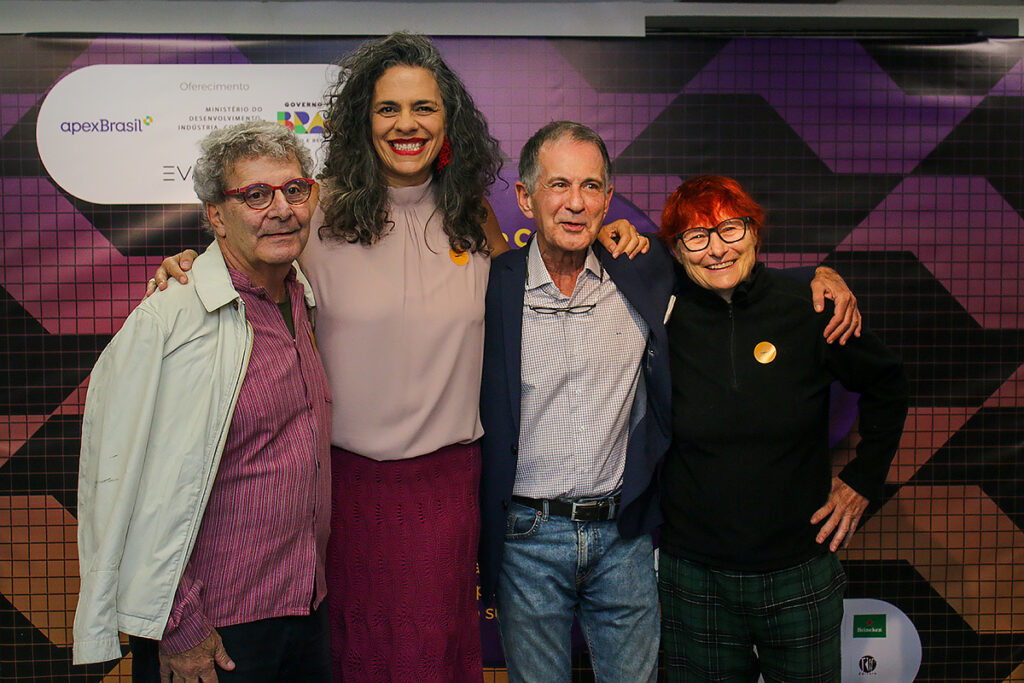 Nabil Bonduki, Marina Bragante, Mauricio Machado e Renata Falzoni. Foto: Rodrigo Antunes