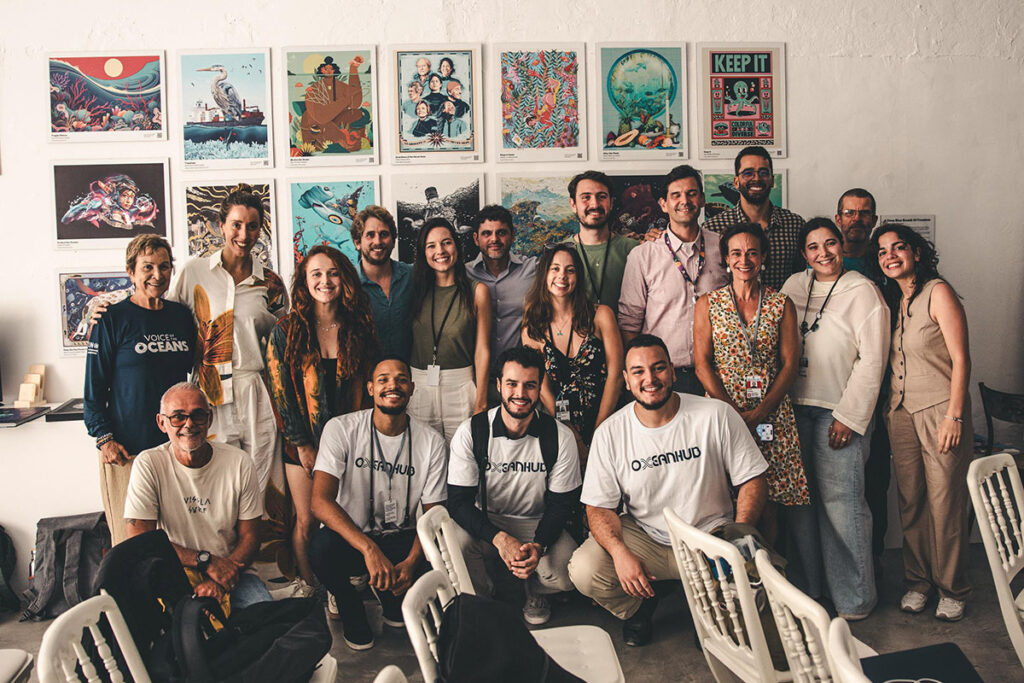 Heloisa Schurman com painelistas e organizadores do Oxean Hub