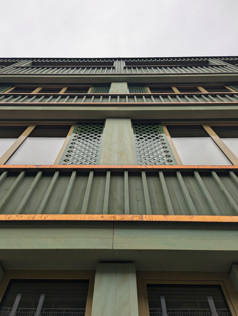 escola madeira