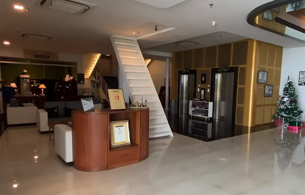recepção do hotel navio