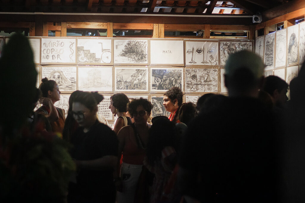 exposição Mundano