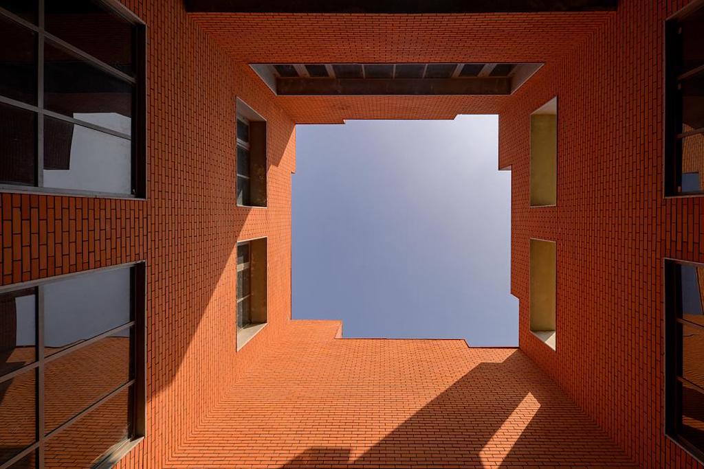 Prestige University