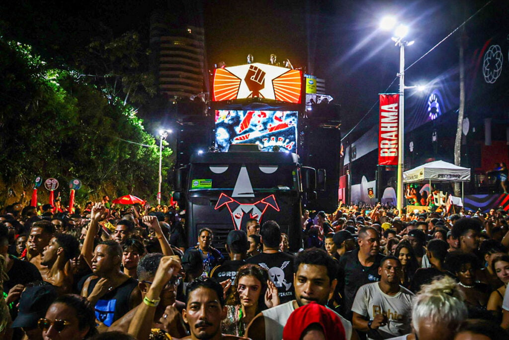trio Navio Pirata em Salvador