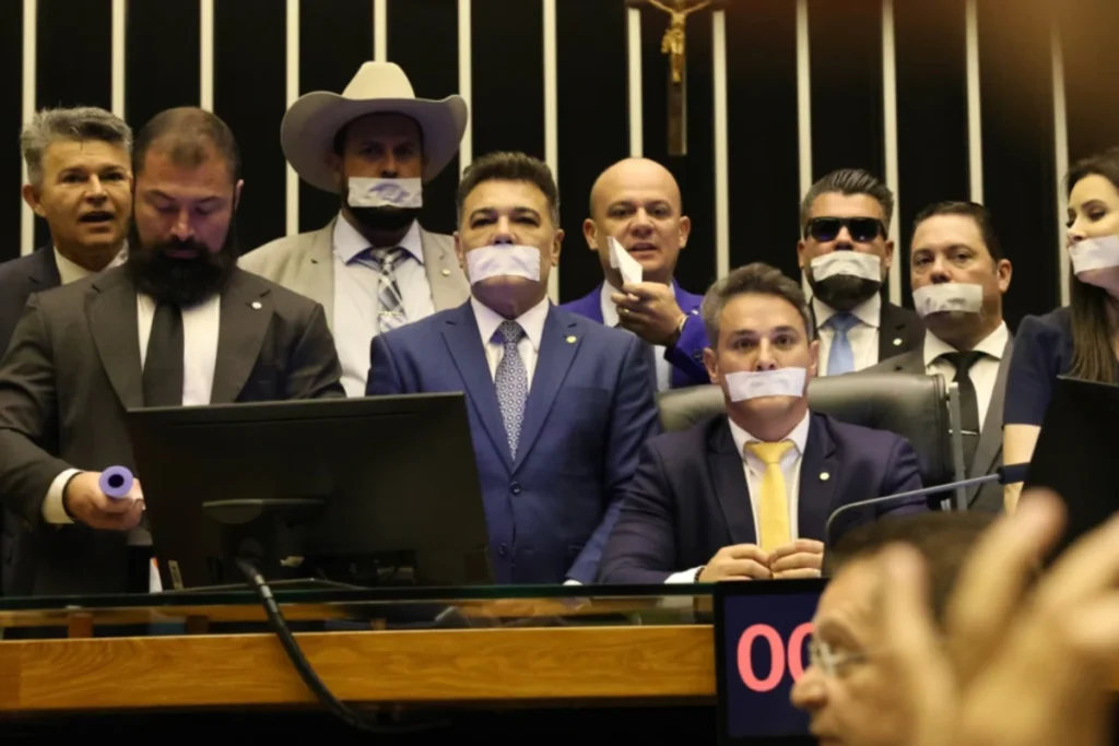 pacote da destruição deputados