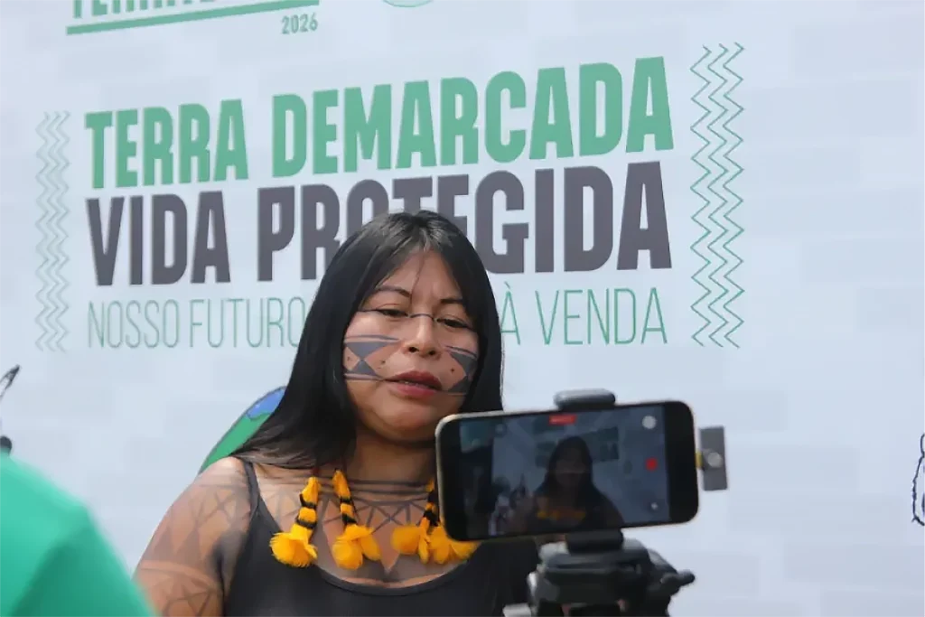 acampamento terra livre movimentação indígena